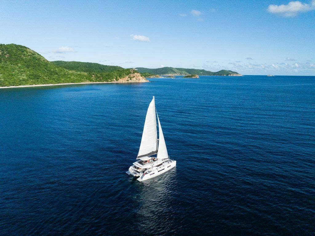 Lagoon 51 | Slinky Malinki