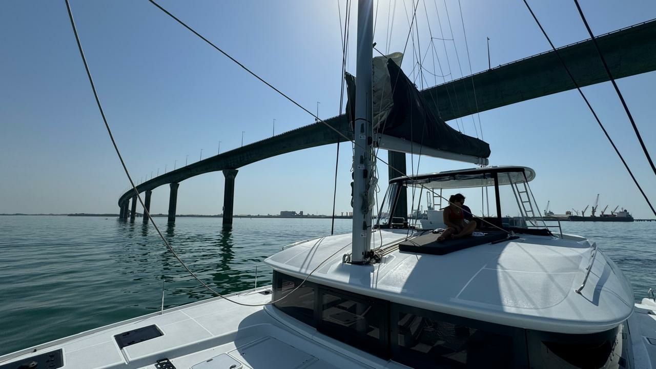 Lagoon 51 | Slinky Malinki