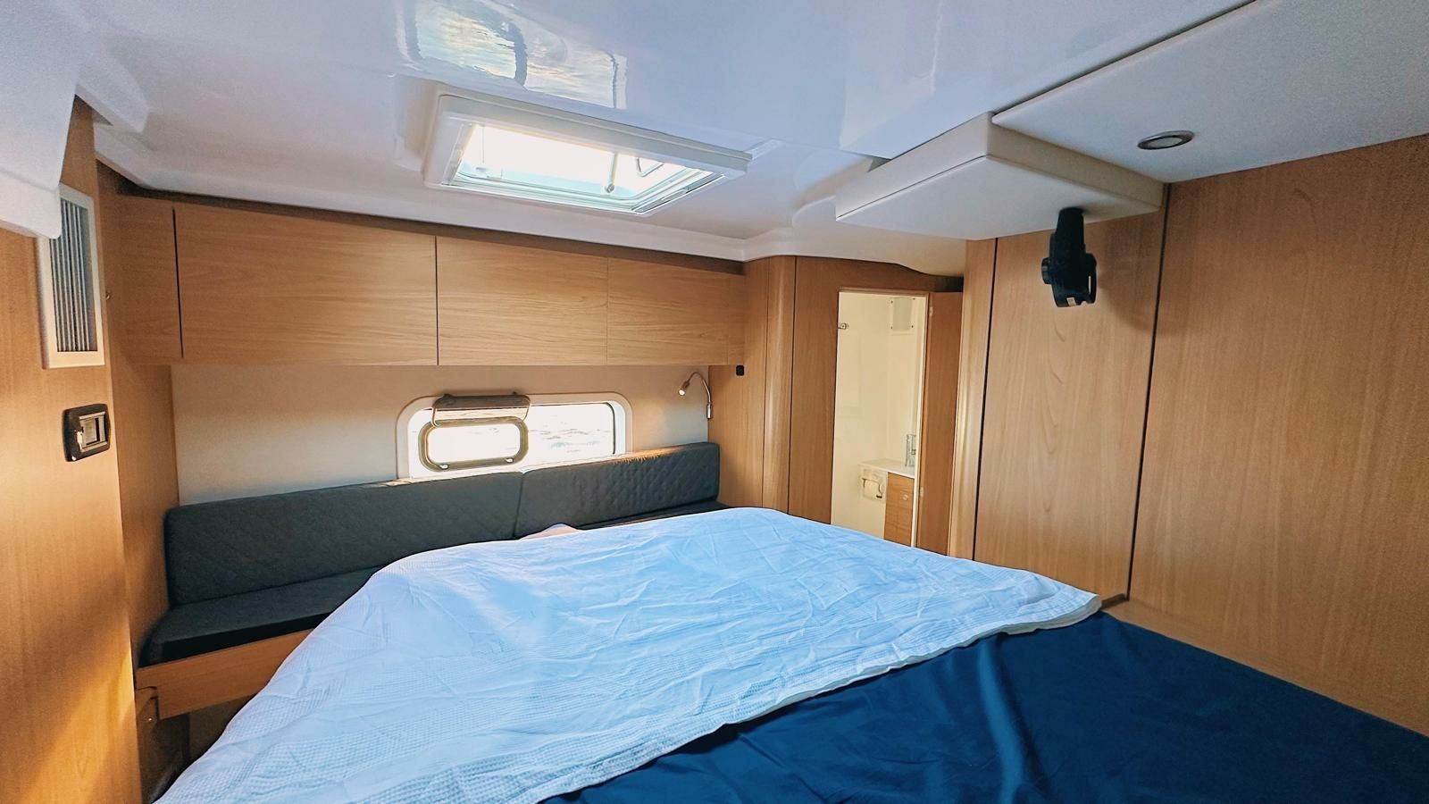 Bali Catspace | Jomo