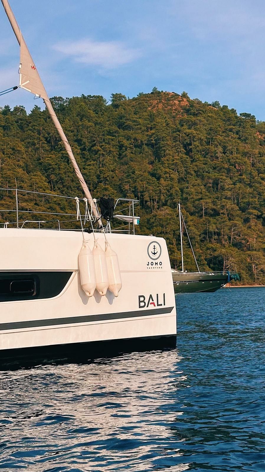 Bali Catspace | Jomo