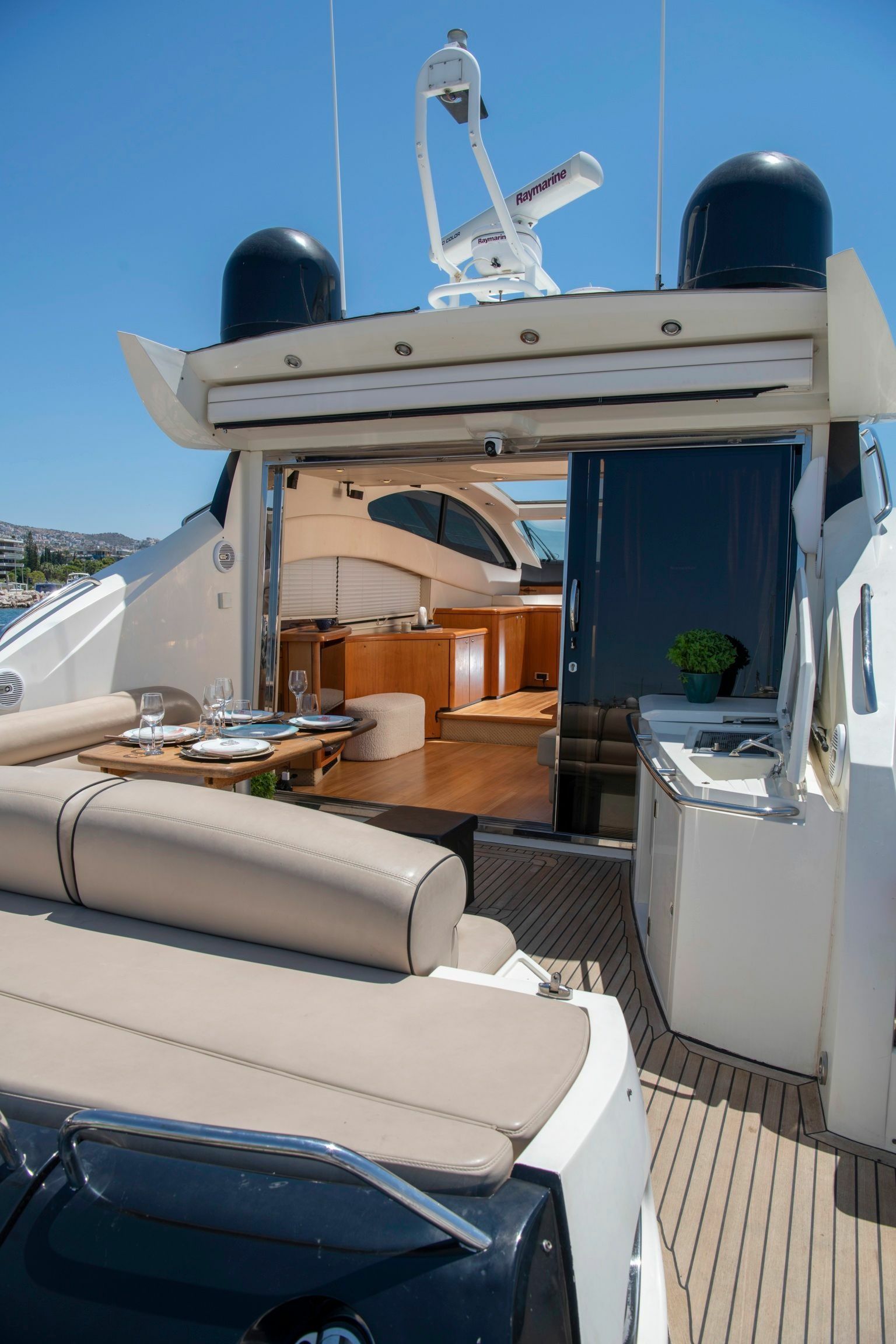 Sunseeker 64 | Yoda