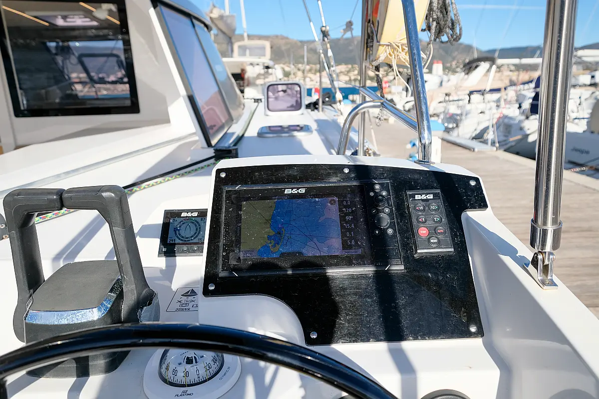 Nautitech 40 | Grelots