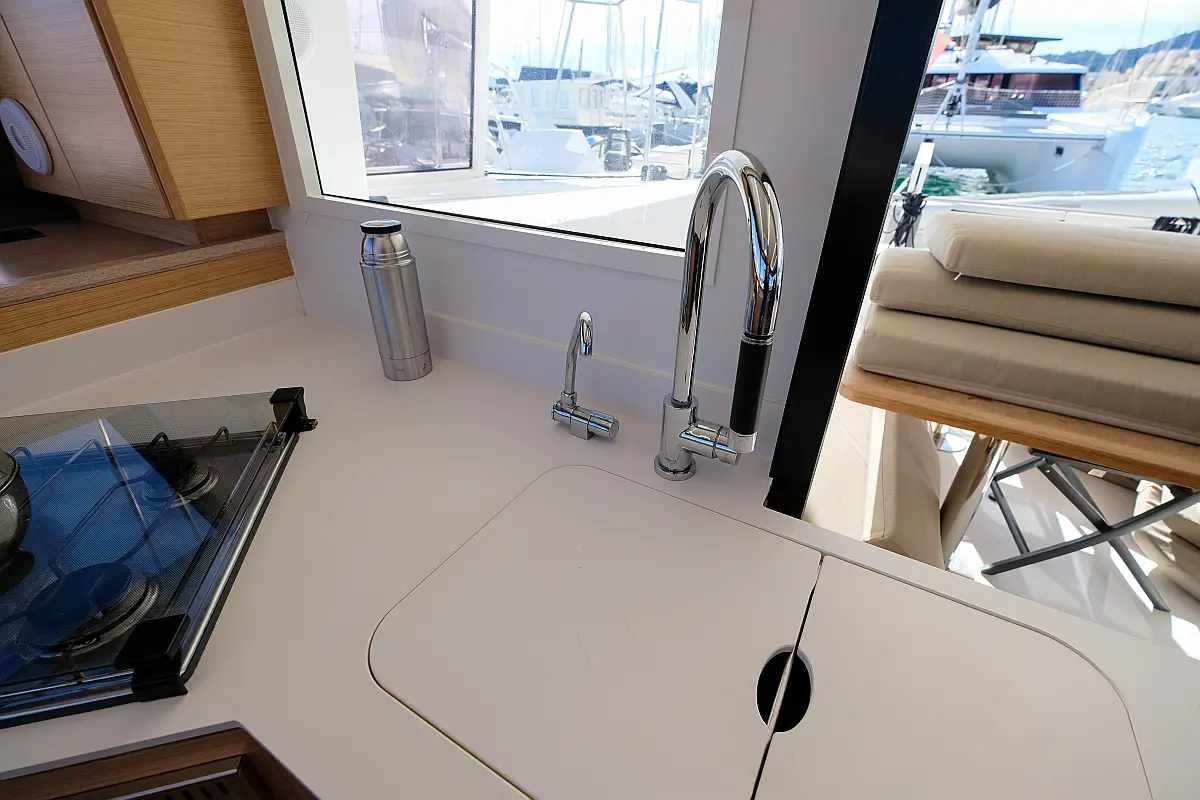 Nautitech 40 | Grelots