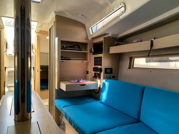 Beneteau Oceanis 34.1 | Cash-Flots