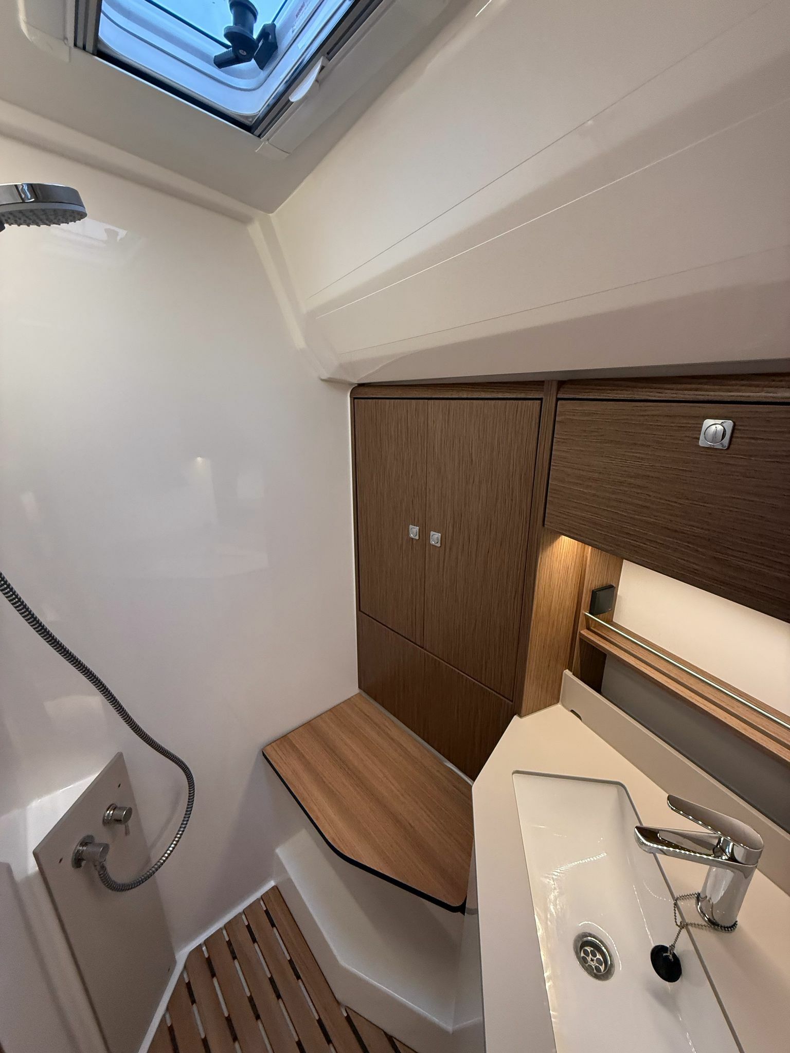 Bavaria C46 | Elifozzi