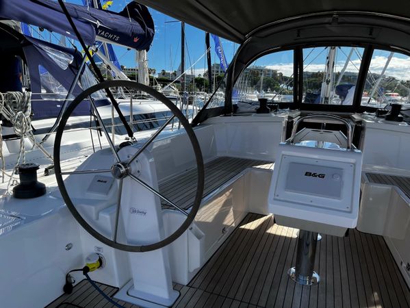 Bavaria C38 | Black Pearl