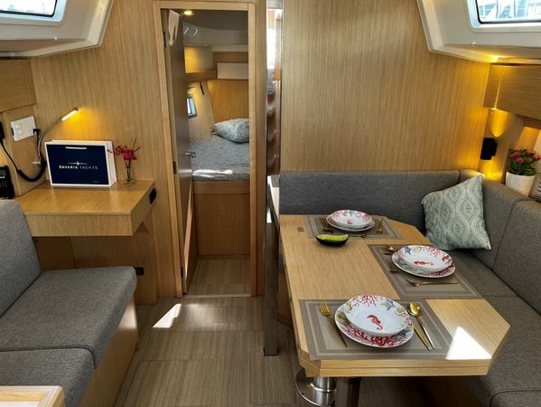 Bavaria C38 | Black Pearl