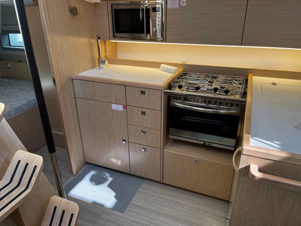 Bavaria C38 | Black Pearl