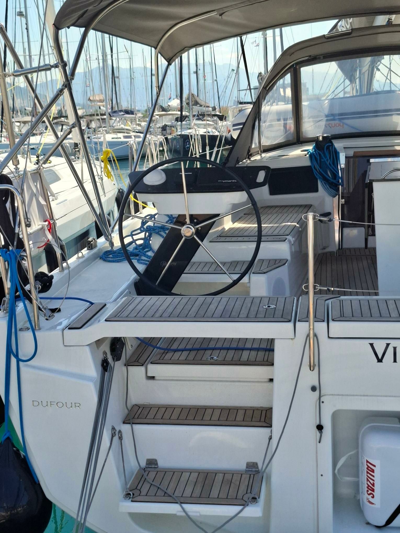 Dufour 44 | Virtuoso