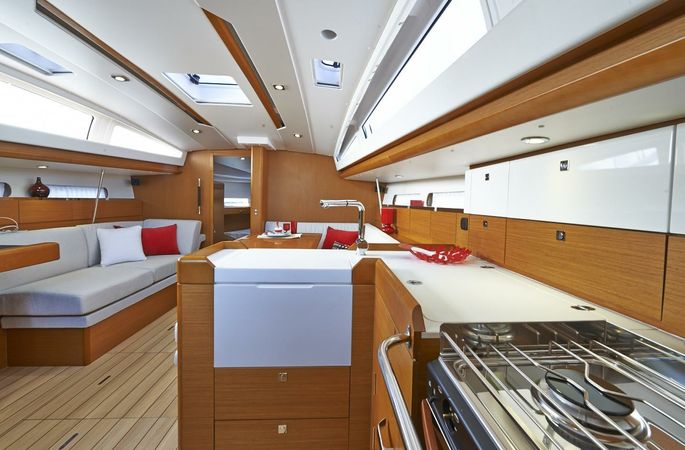 Jeanneau Sun Odyssey 410 | Sunrise