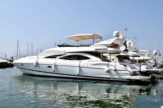 Sunseeker Manhattan 74 | Amato