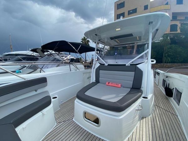 Jeanneau Cap Camarat 9.0 CC | Doudou