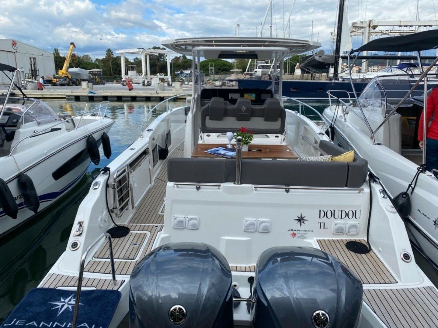 Jeanneau Cap Camarat 9.0 CC | Doudou