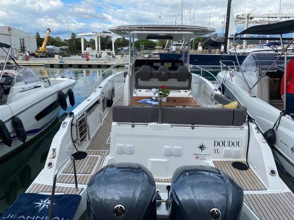 Jeanneau Cap Camarat 9.0 CC | Doudou