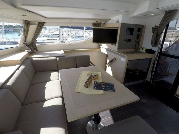 Fountaine Pajot Elba 45 | Alize