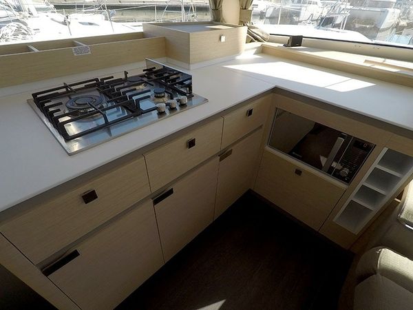 Fountaine Pajot Elba 45 | Alize