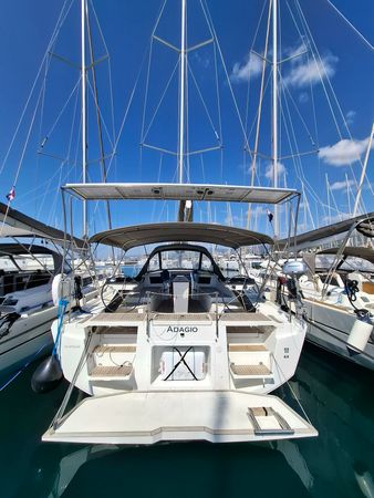 Dufour 44 | Adagio