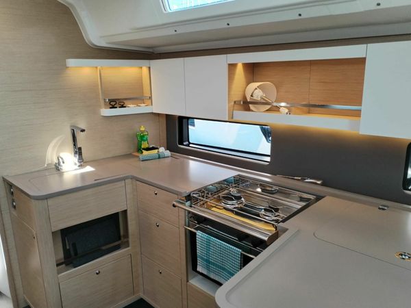 Dufour 44 | Adagio
