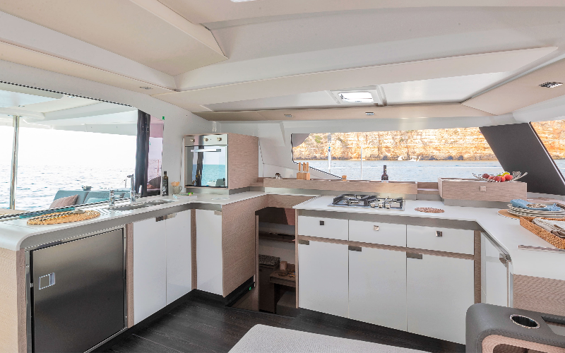 Fountaine Pajot Elba 45 | Ter Happy