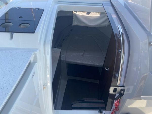 Jeanneau Cap Camarat 9.0 | Sea Keys