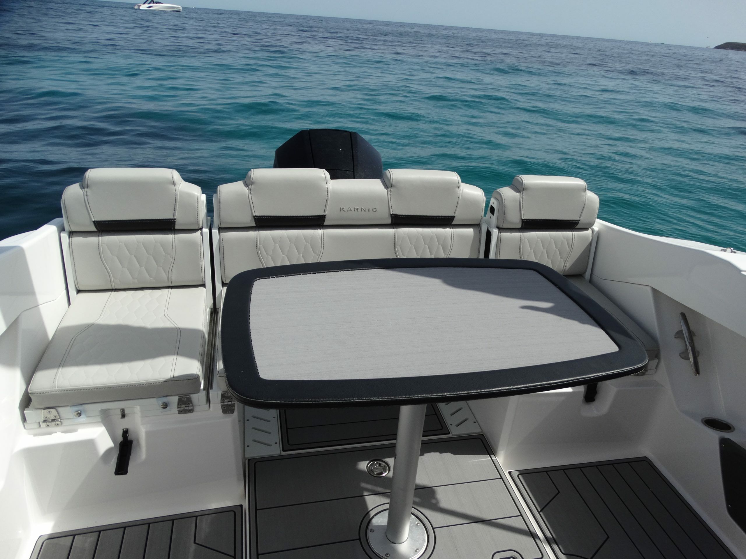 Karnic SL702 | Halia