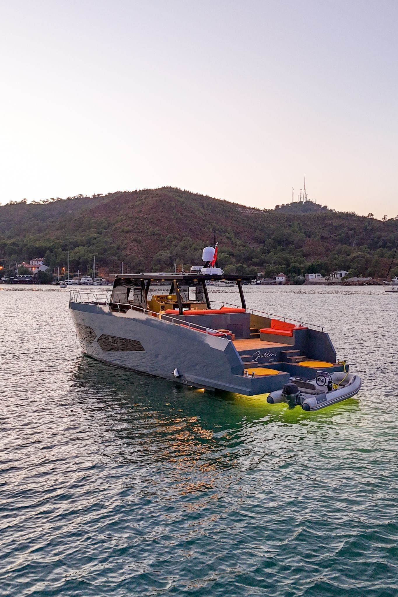 Custom Built 80 Voyager | Gottiri