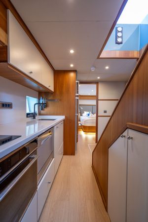 Custom Built 80 Voyager | Gottiri