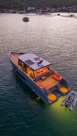 Custom Built 80 Voyager | Gottiri