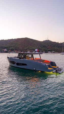 Custom Built 80 Voyager | Gottiri