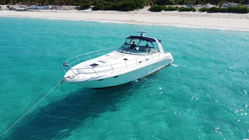 Sea Ray 400 | Lil Dail