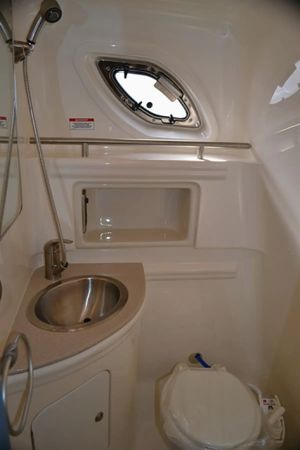 Sea Ray 305 Sundancer | Fourbuoys