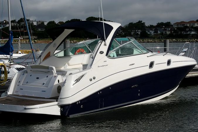 Sea Ray 305 Sundancer | Fourbuoys