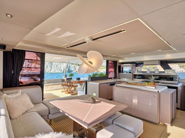 Fountaine Pajot Alegria 67 | Stephanie