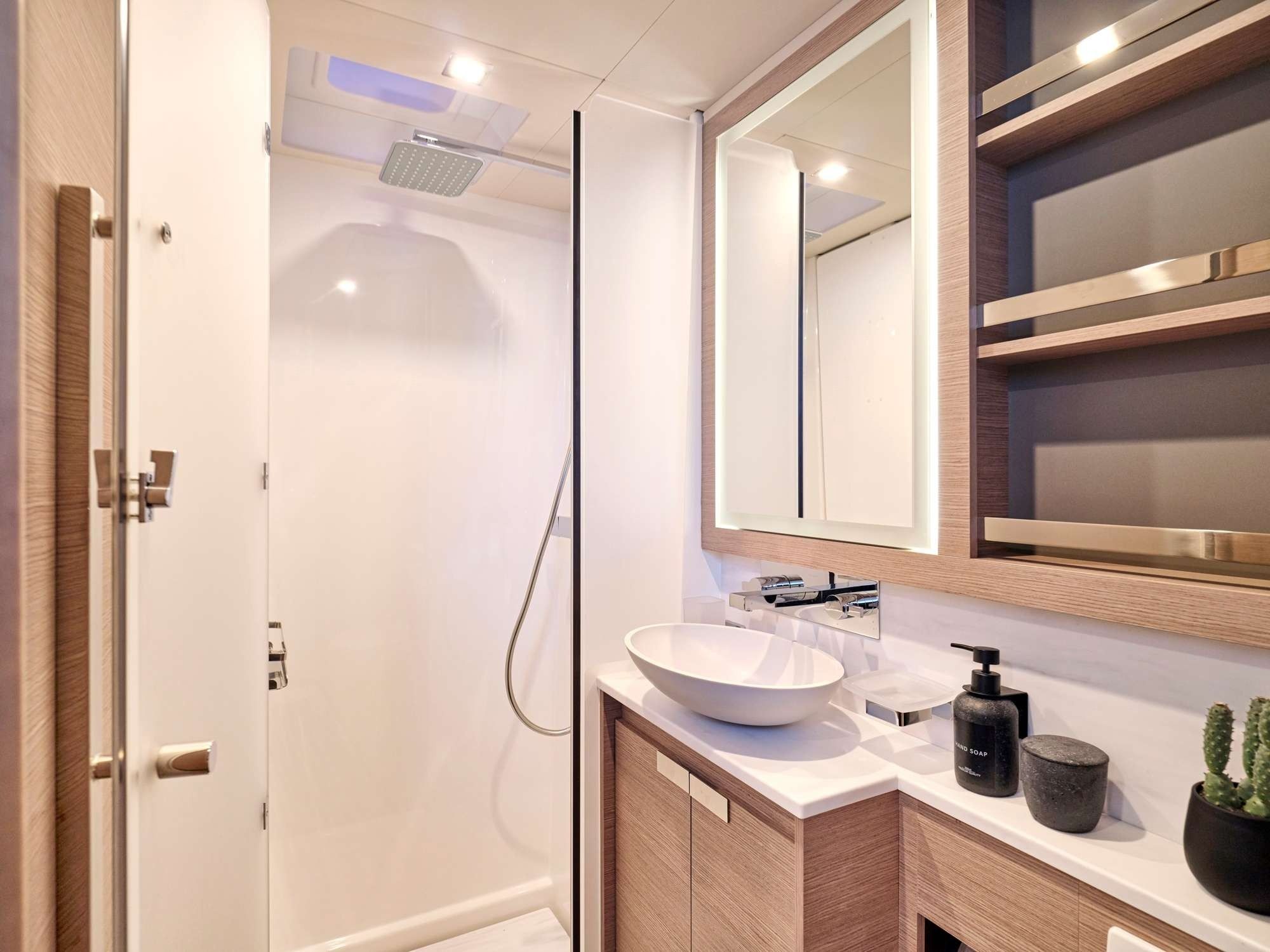 Fountaine Pajot Alegria 67 | Stephanie
