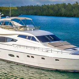 Ferretti 72 | Hasard