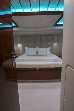 Ferretti 72 | Hasard