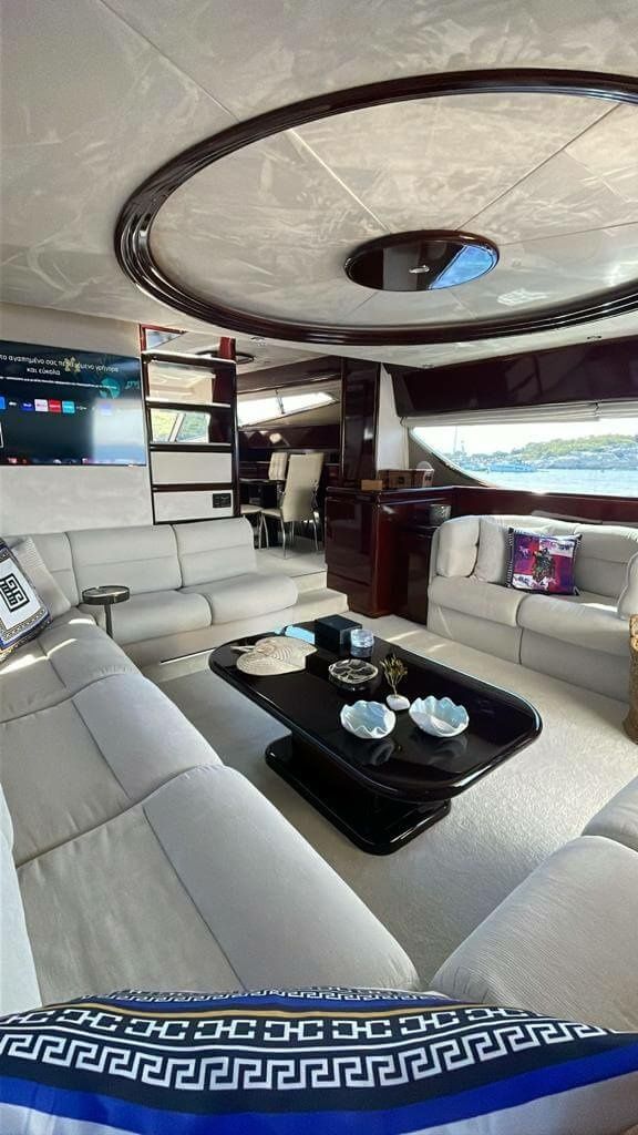 Ferretti 72 | Hasard