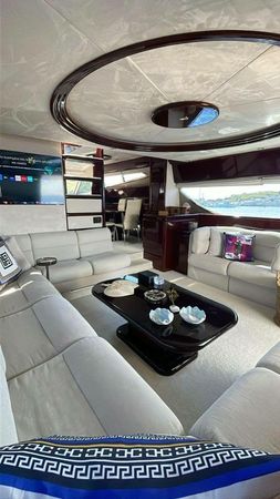 Ferretti 72 | Hasard