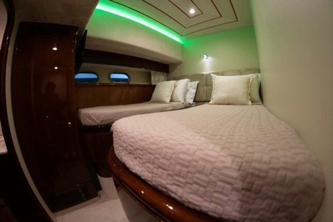 Ferretti 72 | Hasard