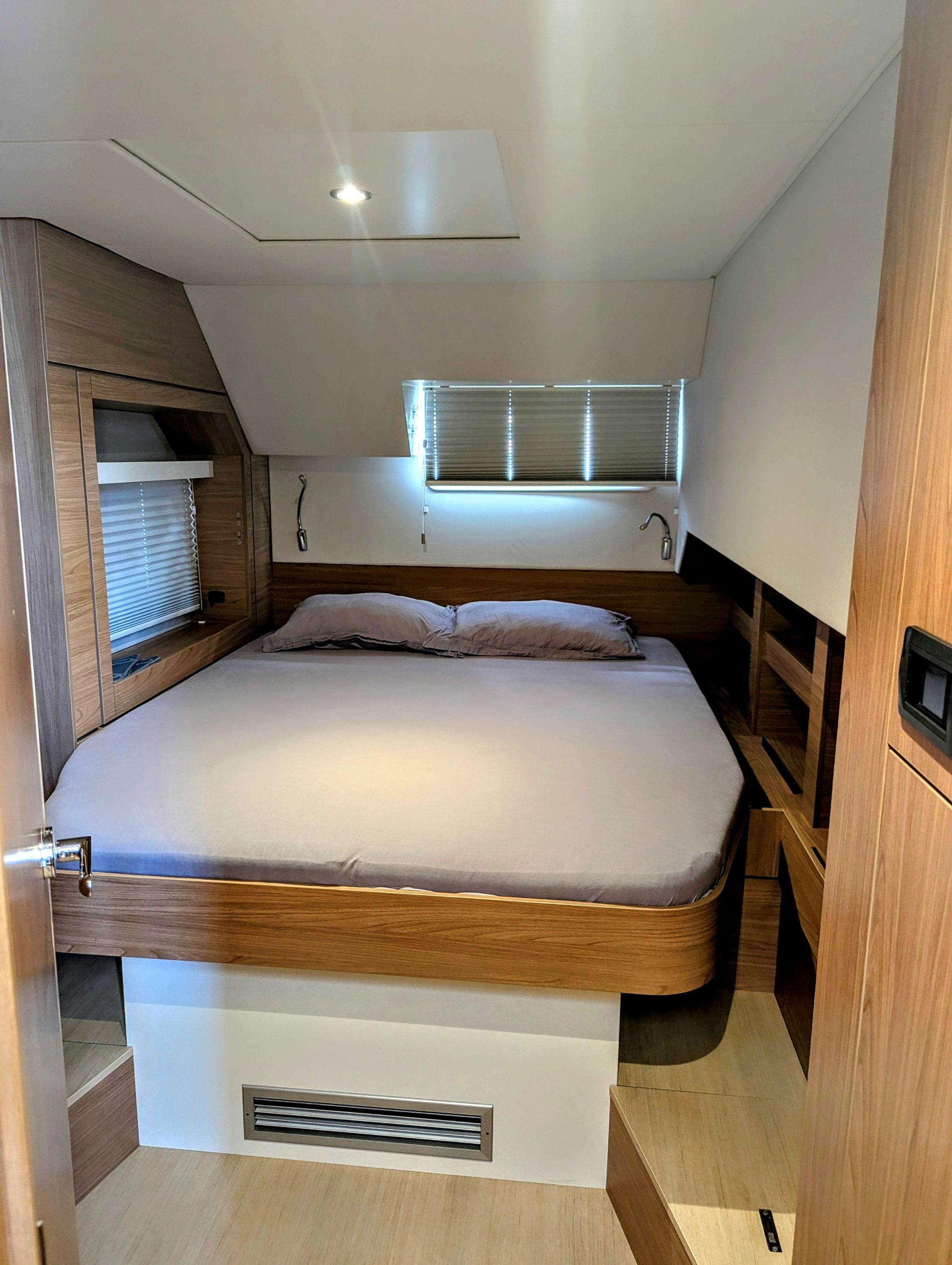 Bali 4.6 | Star Voyager