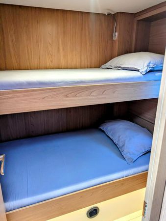 Bali 4.6 | Star Voyager
