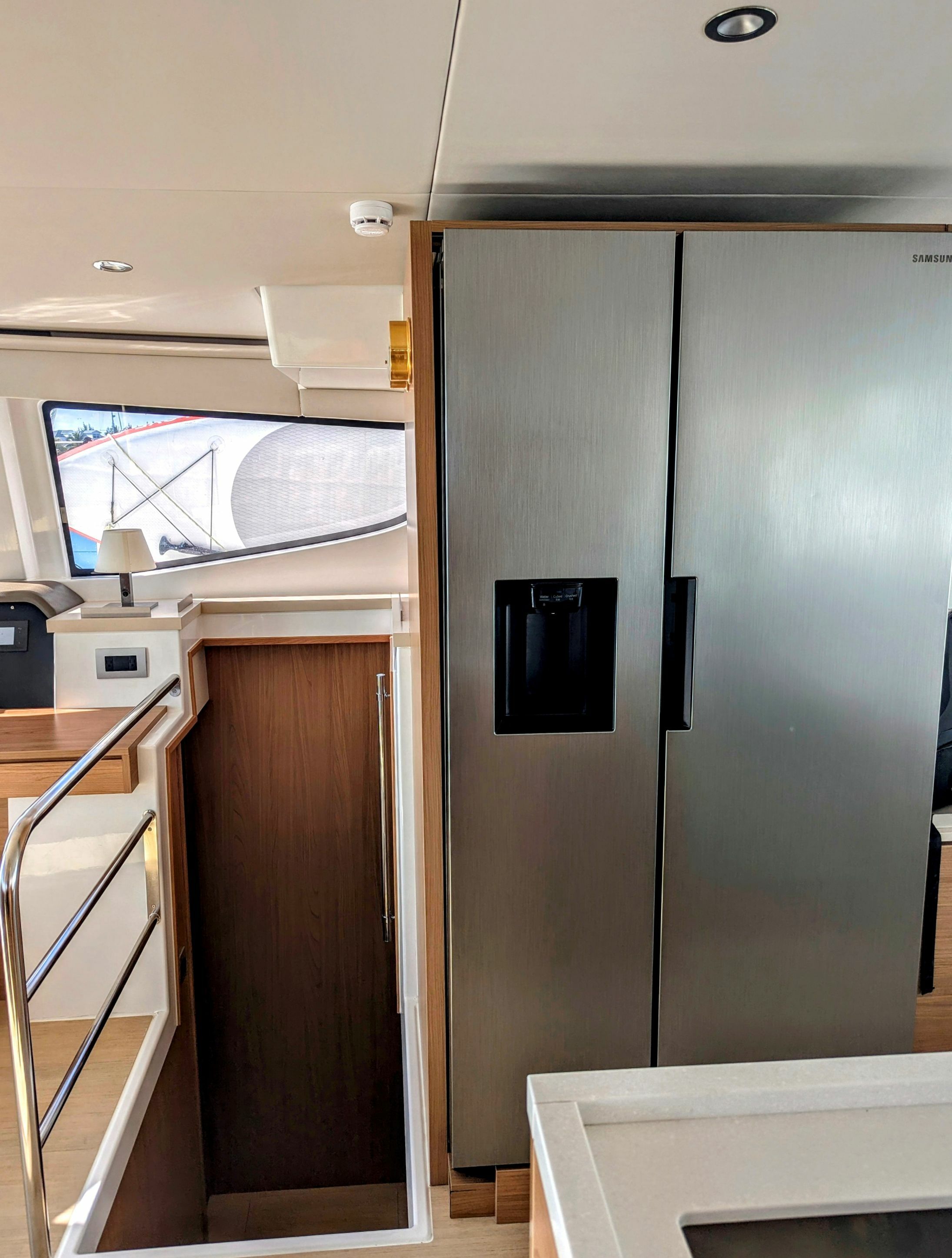 Bali 4.6 | Star Voyager