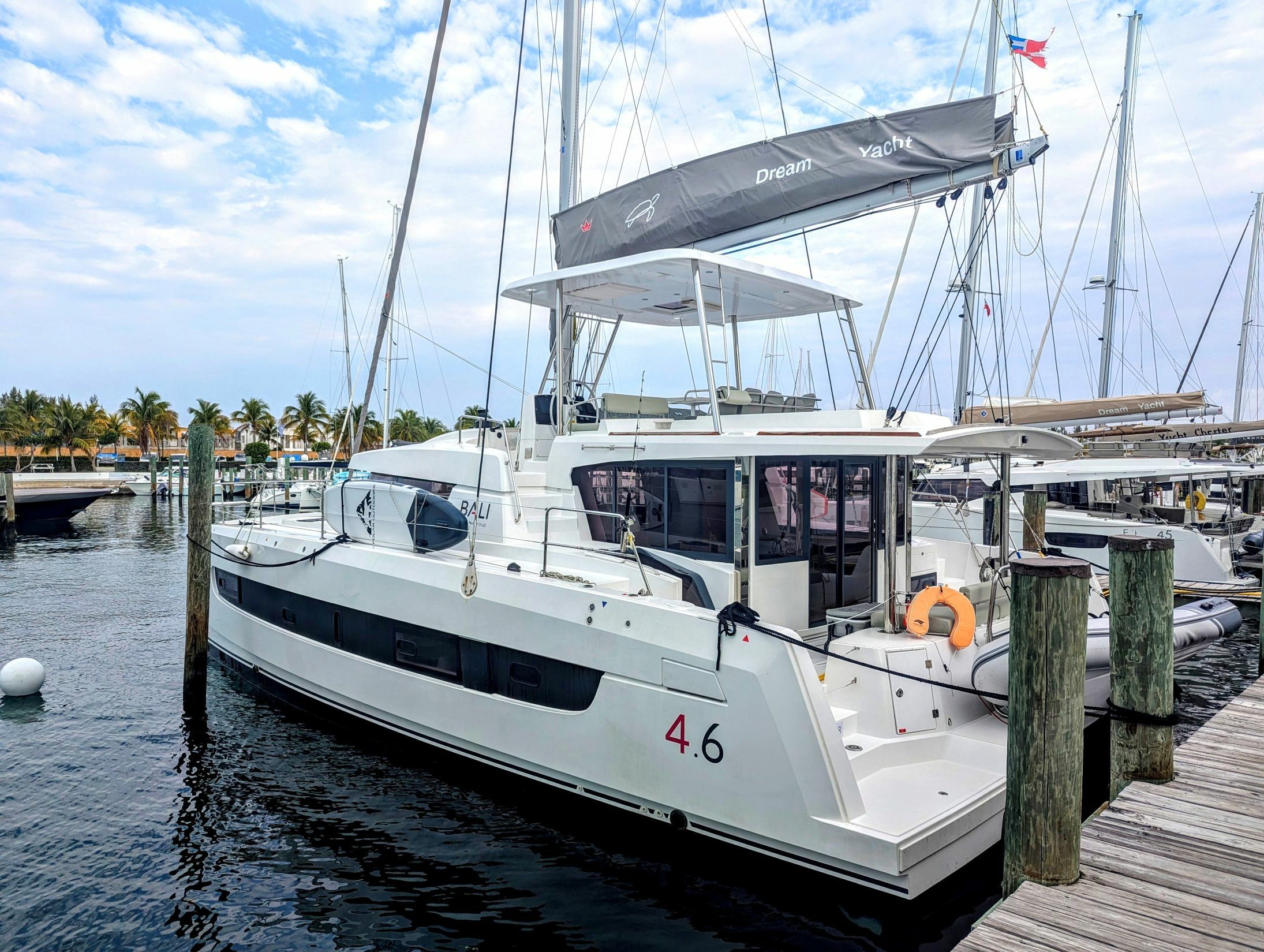 Bali 4.6 | Star Voyager
