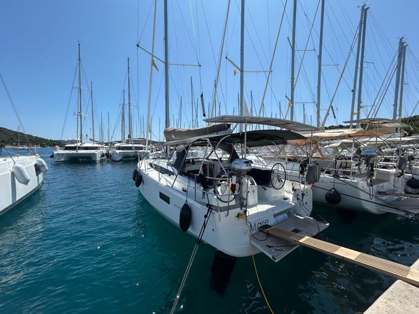 Jeanneau Sun Odyssey 410 | Mare