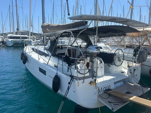 Jeanneau Sun Odyssey 410 | Mare