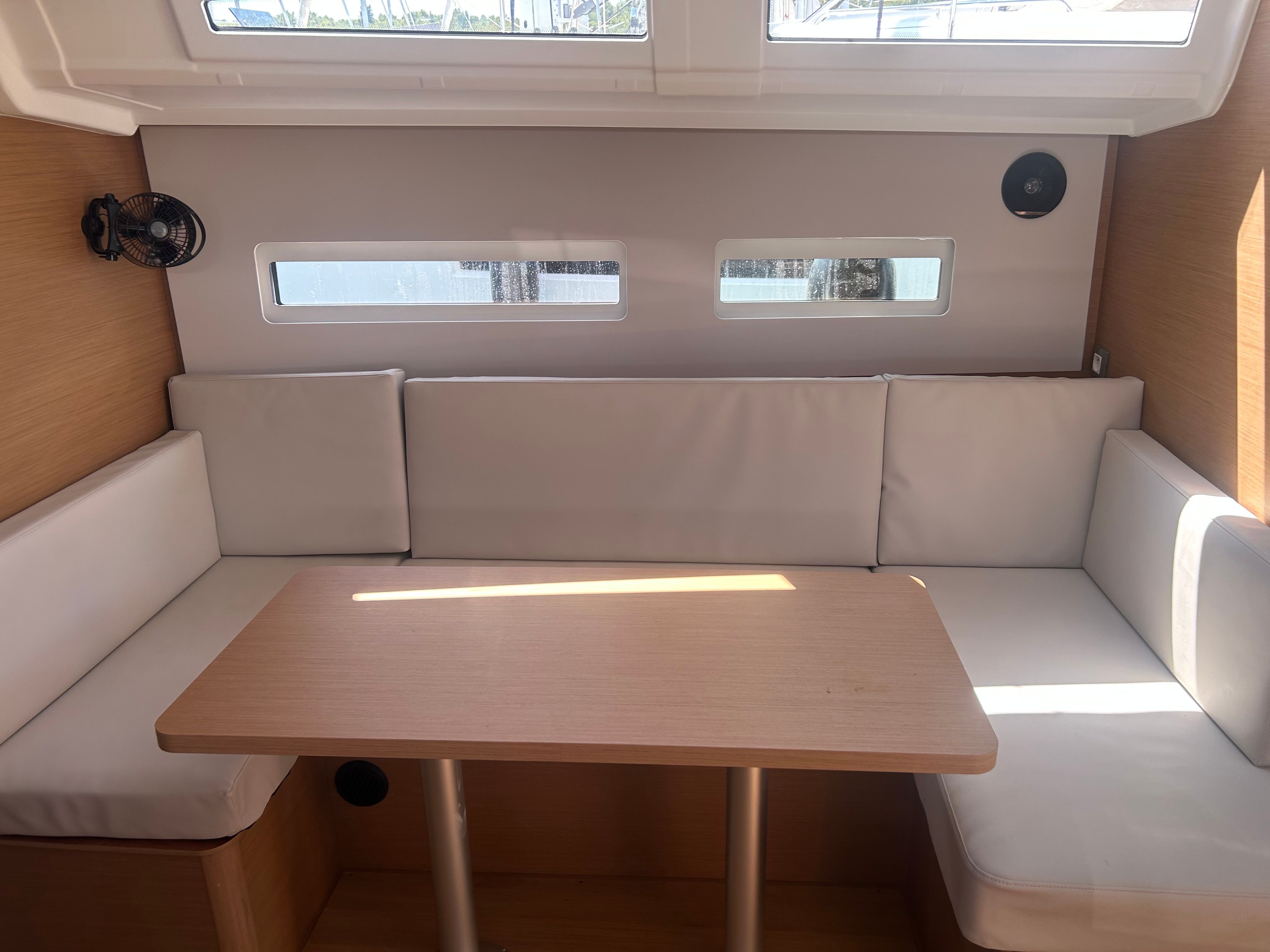 Jeanneau Sun Odyssey 410 | Mare