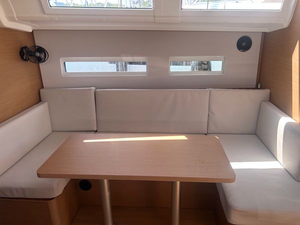 Jeanneau Sun Odyssey 410 | Mare