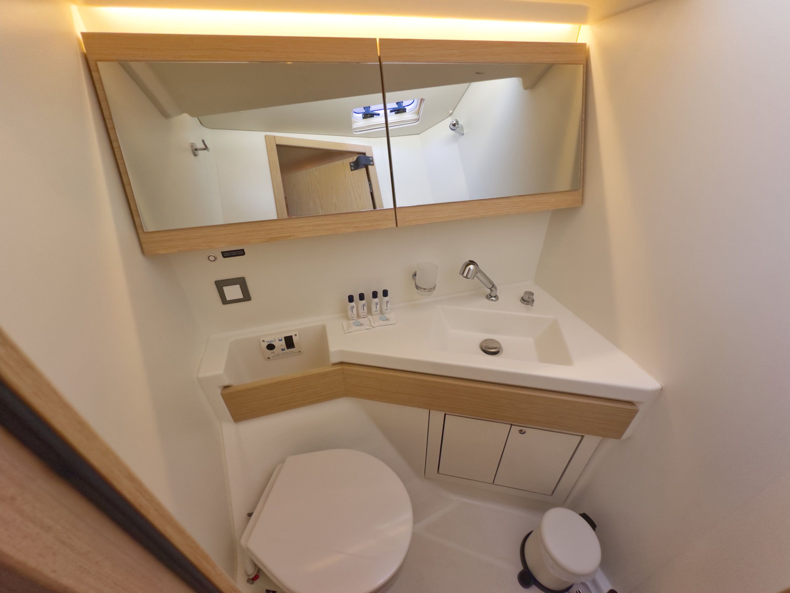 Beneteau Oceanis 46.1 | Sail Away