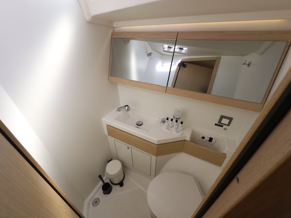 Beneteau Oceanis 46.1 | Sail Away