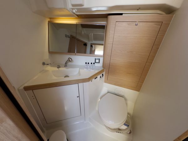 Beneteau Oceanis 46.1 | Sail Away